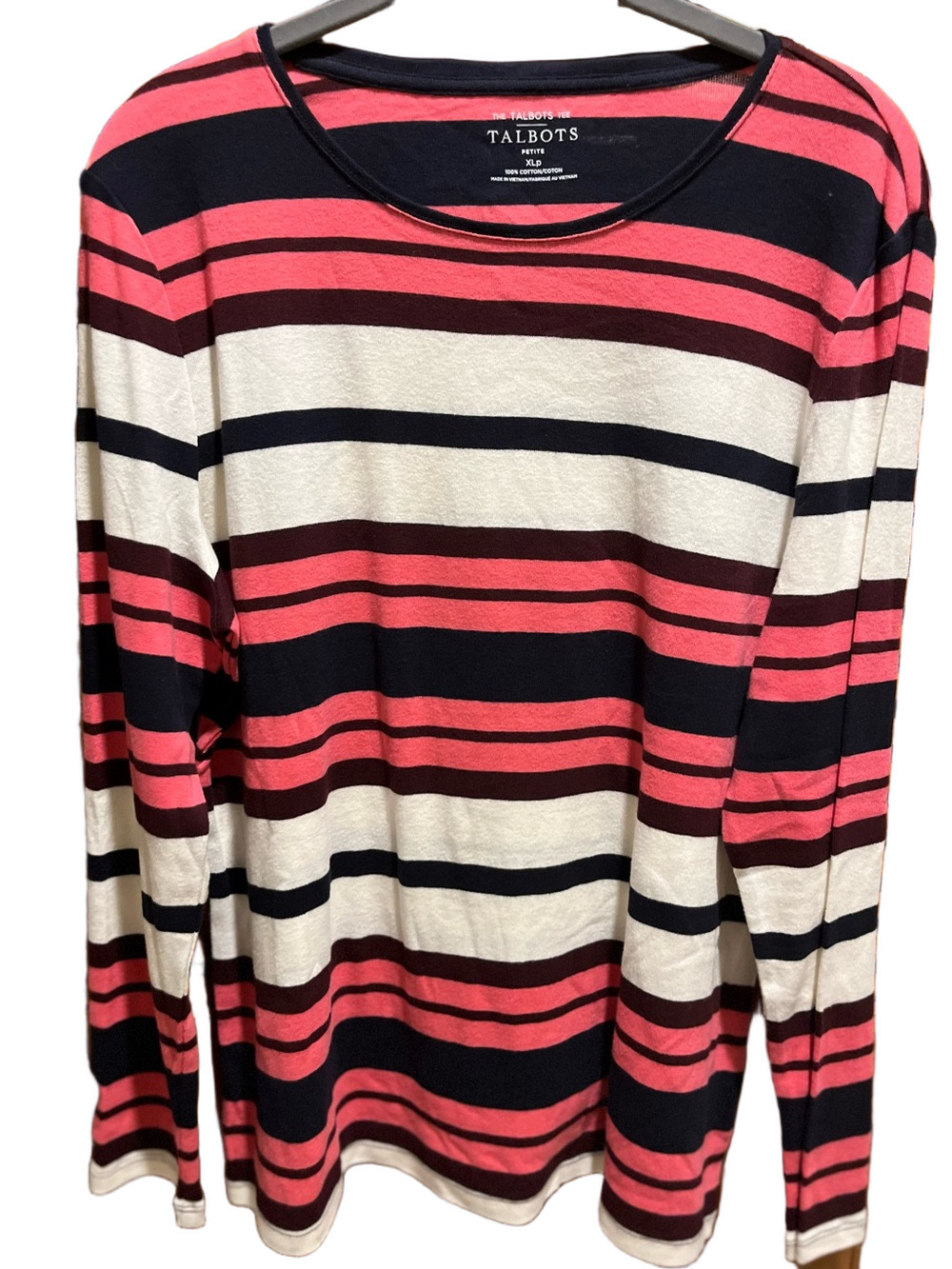 224. WOMENS TALBOTS XL DETAIL TOP